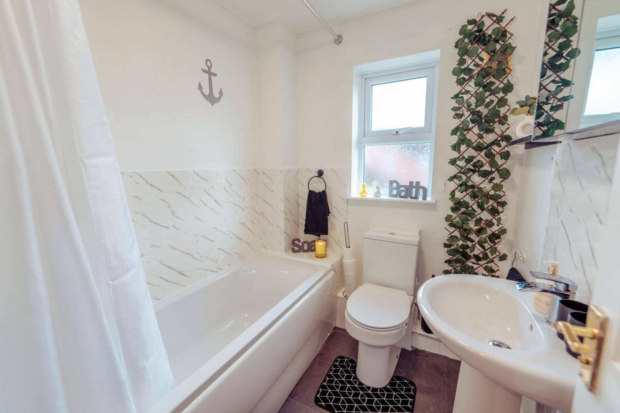 2 Bedroom Peaceful Home, Colchester Mile End Ngoại thất bức ảnh